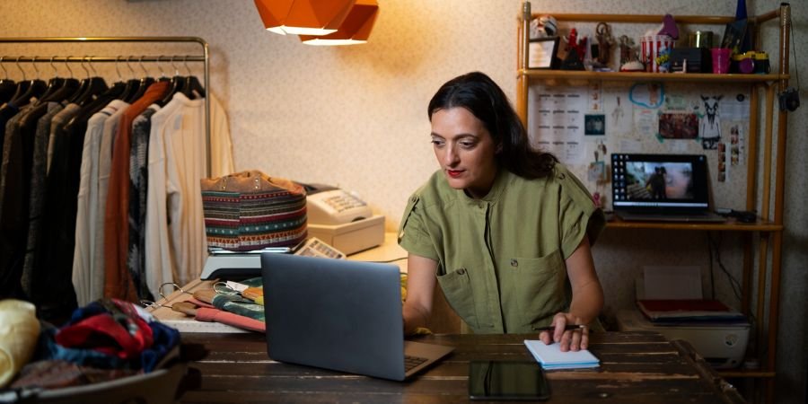 15 Powerful Small Online Business Ideas: Business for Ladies with Low Investment to Start from Home